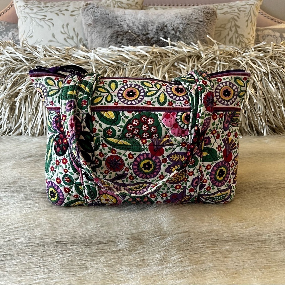 VERA BRADLEY Viva La Vera 2011 Betsey Tote 2 Handles Zip Top Purple Green Floral